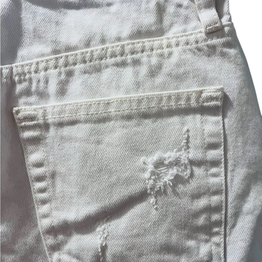 Free People NWT Lasso Shorts Size 26 Raw Hem Distressed White High Rise Casual